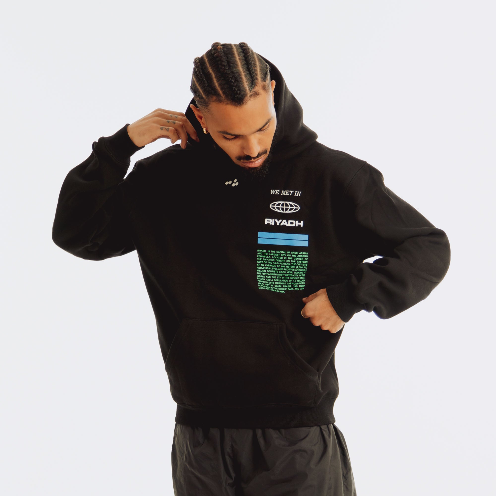 RIYADH BLACK HOODIE